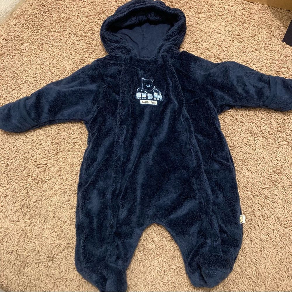 Disney Classic Pooh Winter Body Suit Baby 3 Months Navy Footed and hand covers
